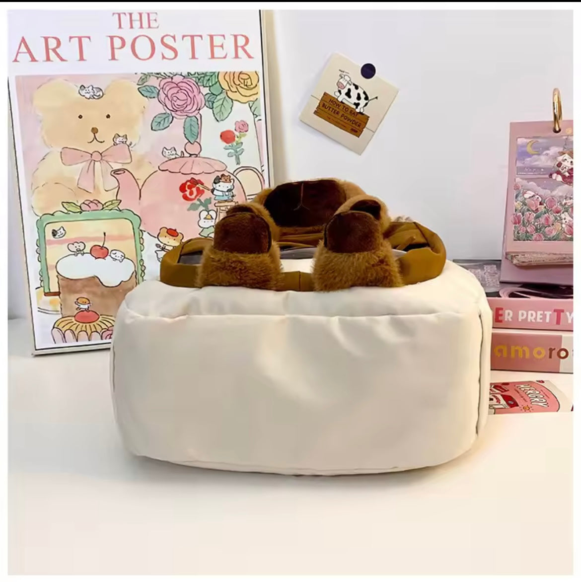 🎒 Mochila Capibara de Felpa – ¡Tierna, Cómoda y Súper Funcional! 🐹💖